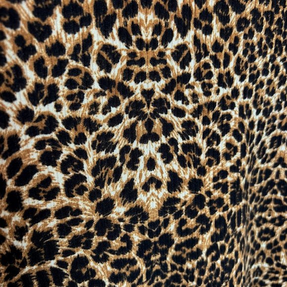 Cheetah/Leopard Print T-Shirt Dress - Picture 4 of 5